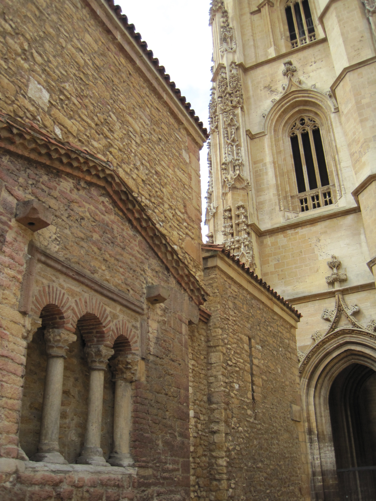La Sancta Ovetensis: la Catedral d'Uviéu
