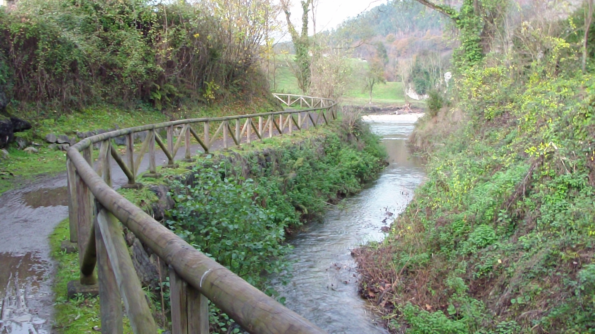 Senda Parque d'Iviernu,Fuso de la Reina,Les Caldes