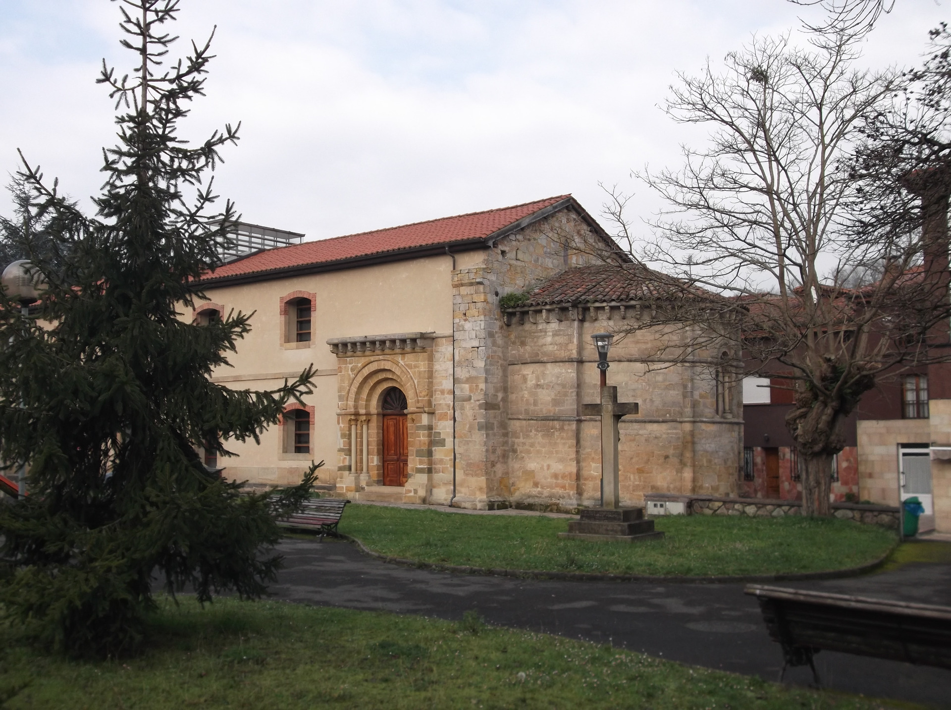 Ilesia de Santa María en Villamayor